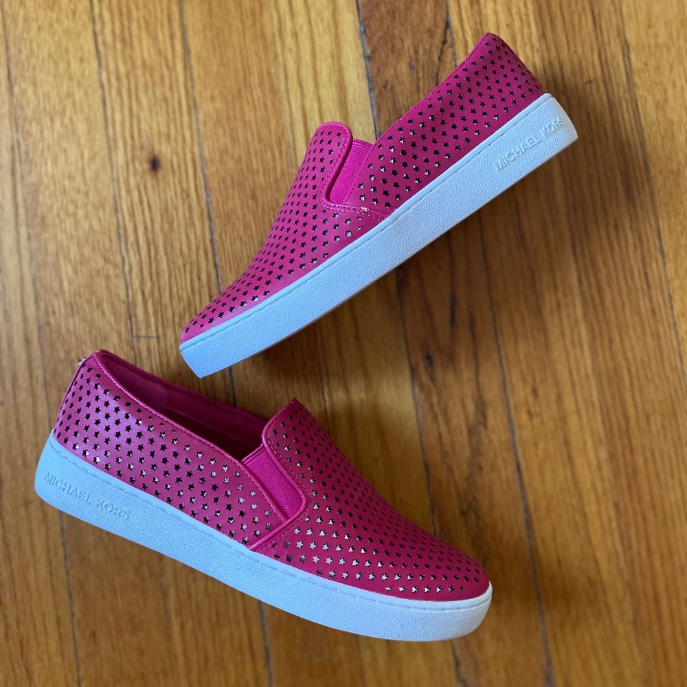 MICHAEL Michael Kors slip on sneakers; Size: 8, Color: hot pink